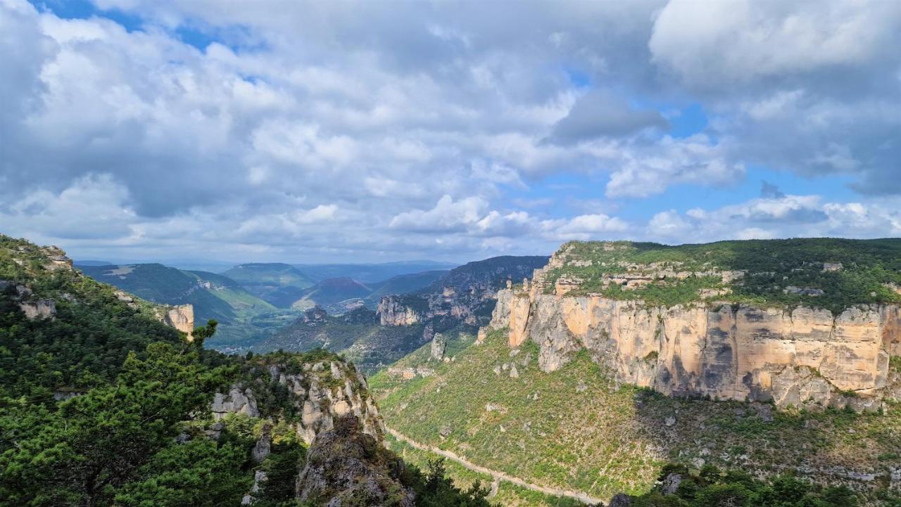 Les Gargouilles Gorges Du Tarn - Millau Frühstückspension 3*
